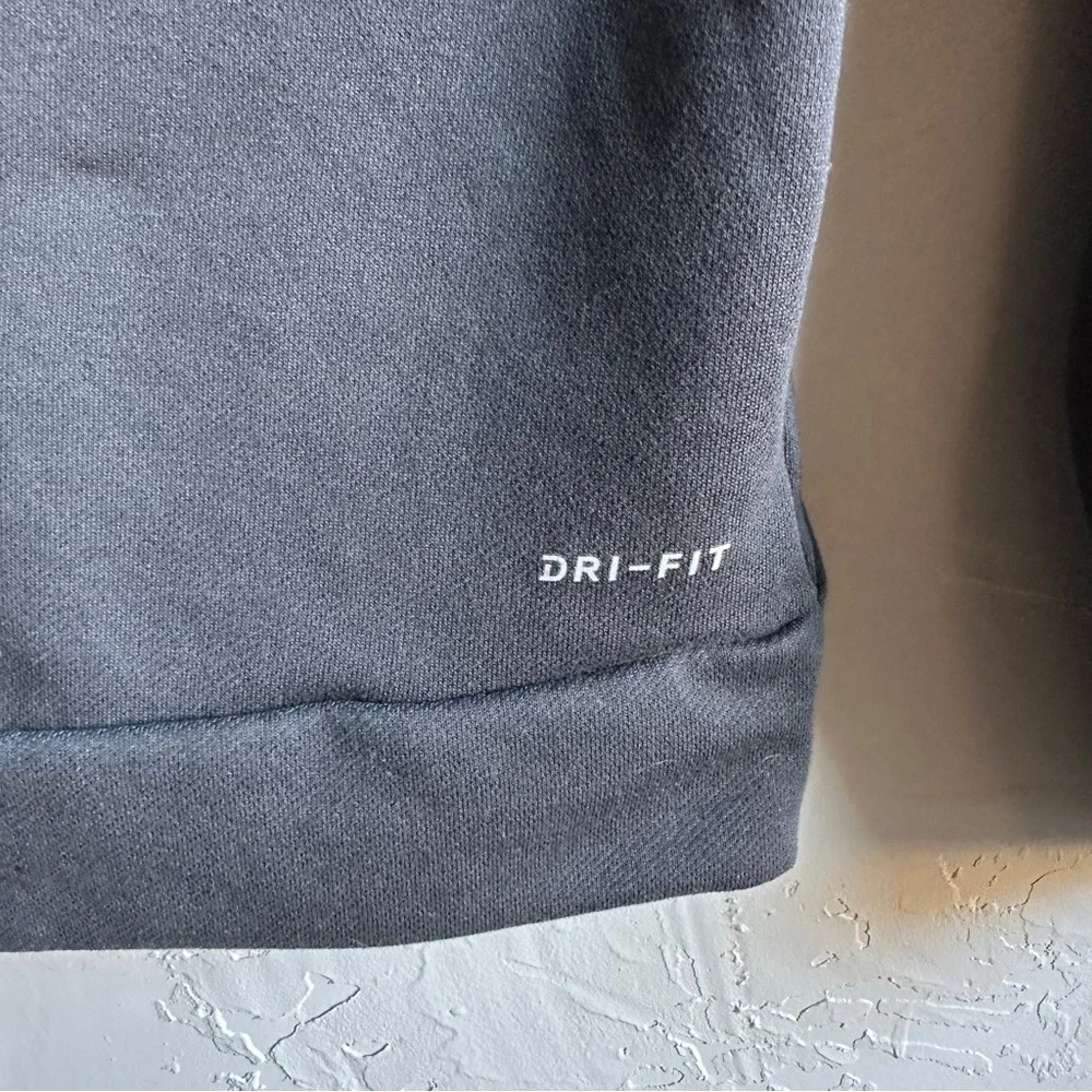 Nike Boys‎ Grey Pullover 1/2 Zip Sweatshirt with Pocket No Hood Size S